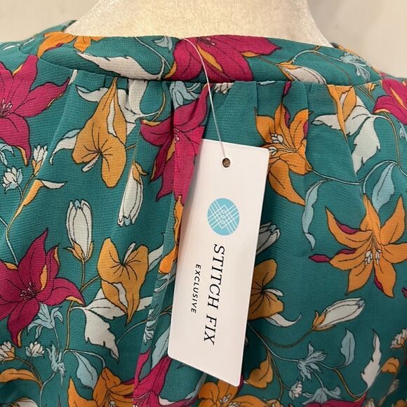 COPY - Beacon Apparel turquoise floral ruffle short sleeve blouse Size M New - Picture 8 of 11